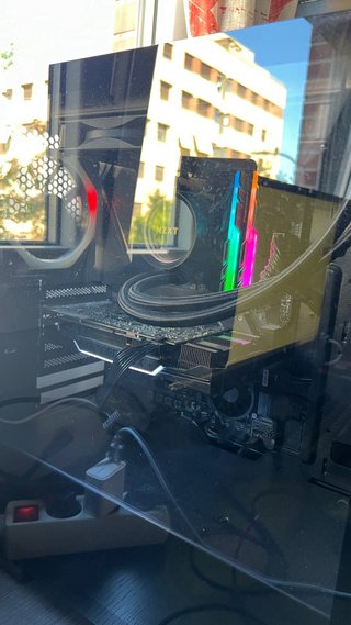 Torre PC Gaming Negra con LED