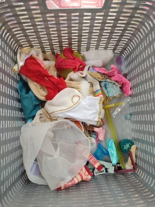Lote de muñecas variadas