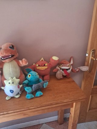 Lote de peluches variados