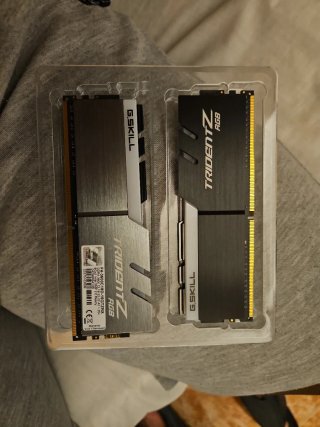 G.Skill Trident Z RGB 16GB (2x8GB) DDR4 3600MH