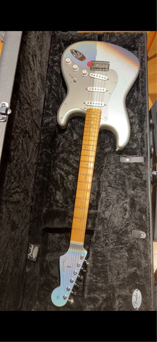 Guitarra Eléctrica Fender Stratocaster H.E.R.