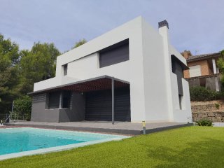 Soy Toni, pintor económico en tu zona!