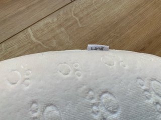 Cojín de lactancia blanco estampado