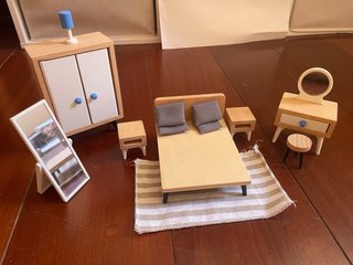Casita de muñecas con accesorios