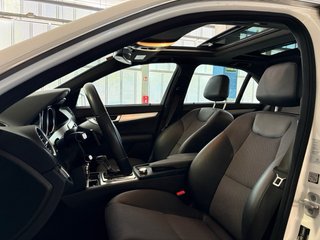 Mercedes-Benz Clase C 220D AMG UNICO DUEÑO