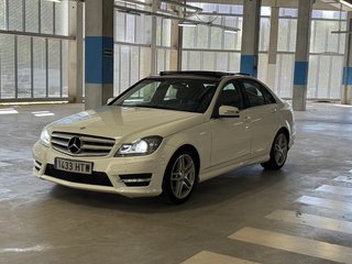 Mercedes-Benz Clase C 220D AMG UNICO DUEÑO