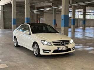 Mercedes-Benz Clase C 220D AMG UNICO DUEÑO