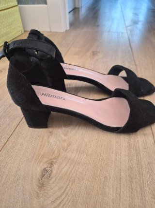 Sandalias negras Hitmars talla 42