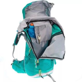 Mochila Quechua Verde y Rosa