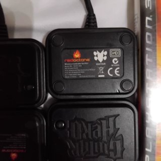 RedOctane Guitar Hero Dongle PS3 45€ und