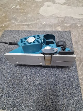 Cepillo Eléctrico Virutex CE35E 700W