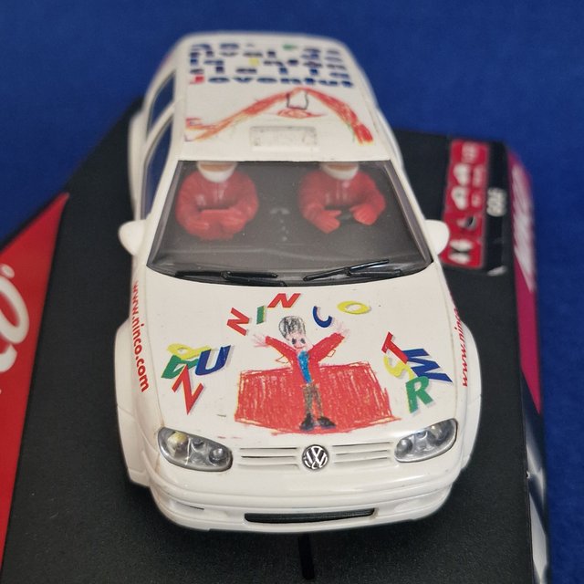 Ninco SP09 VW Golf Salón de la Infancia 1:32