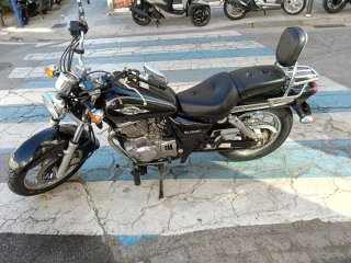 Suzuki Marauder 250 Negra