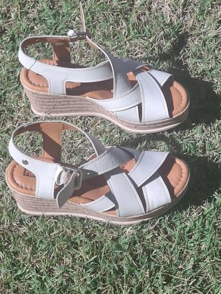 Sandalias Pikolinos blancas talla 36