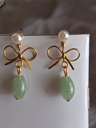 Orecchini artigianali agata verde  con perle