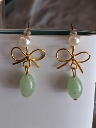 Orecchini artigianali agata verde  con perle