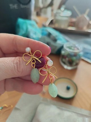 Orecchini artigianali agata verde  con perle