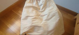 Bolso de mano LAGAMBRA gris