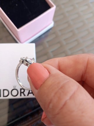 Anillo Pandora Corazones Brillantes