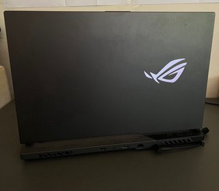 Asus ROG STRIX G713IE