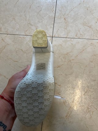 Zapatos de tacón D&G blancos