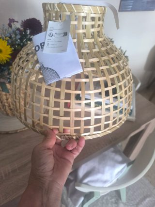 Lámpara de mimbre