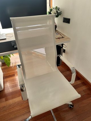 Silla blanca diseño metal acero inodidable