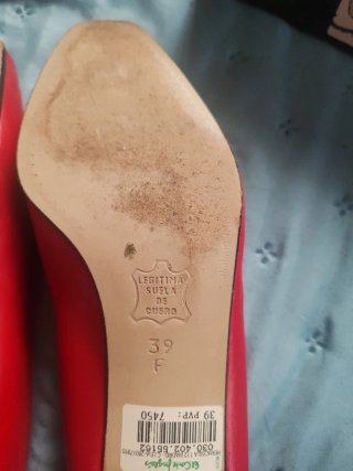 Zapatos rojos con lazo