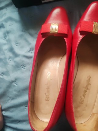 Zapatos rojos con lazo