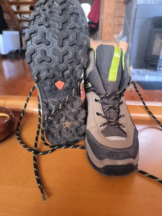 Botas montaña niño Talla 32