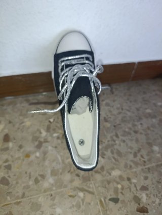 Converse All Star Talla 38 Negras y Plateadas