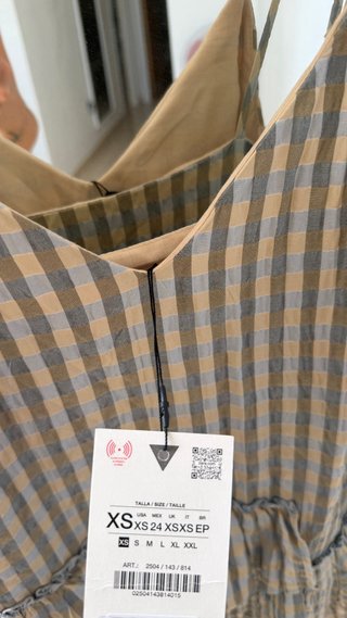Vestido Zara cuadros volantes
