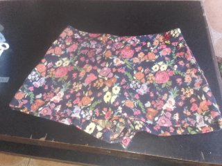 Falda pantalón floral