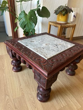 Mesa auxiliar vintage madera tallada mármol