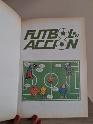 Fútbol en acción M 82
