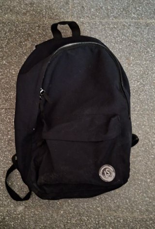Mochila negra segunda mano