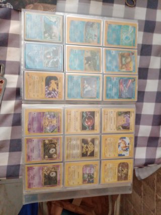 Lotto 157 Carte Pokemon + Raccoglitore
