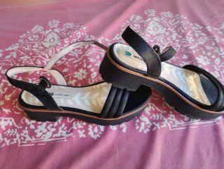 Sandalias Mustang Negras Talla 39