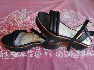 Sandalias Mustang Negras Talla 39