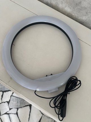Lampada ad anello Grundig per selfie