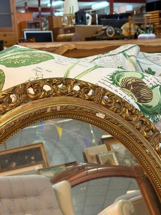 ESPEJO DORADO DE MADERA