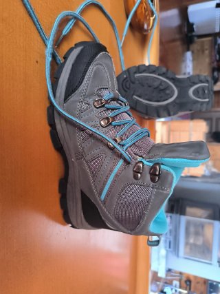 Botas Montaña Niño Talla 34