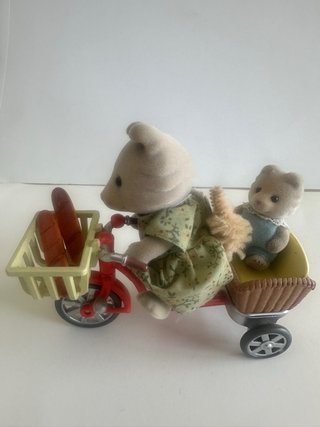 Sylvanian Families Mamá y Bebé en Carrito