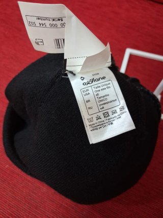 Gorro de punto con pompón
