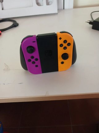 Nintendo Switch Multicolor  (Precio negociable)
