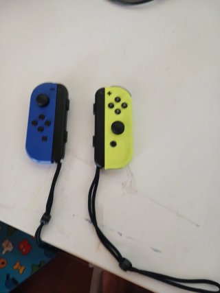 Nintendo Switch Multicolor  (Precio negociable)