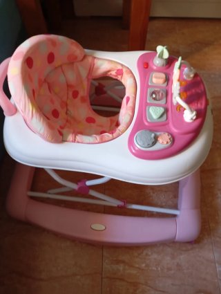 Tacatá Kidiz con música y asiento cómodo