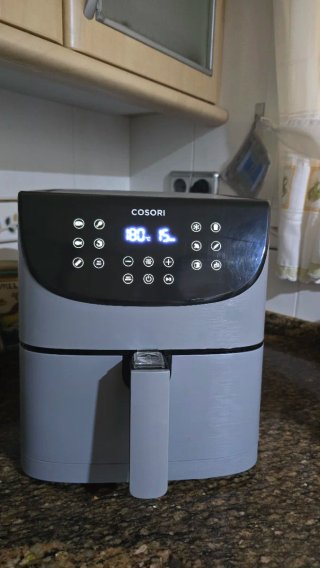 Freidora COSORI 5.5l gris antracita. Táctil
