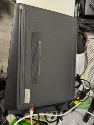 Portátil HP 240 G8 Negro