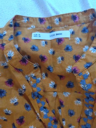 Blusa Sfera Talla M Estampada Nueva